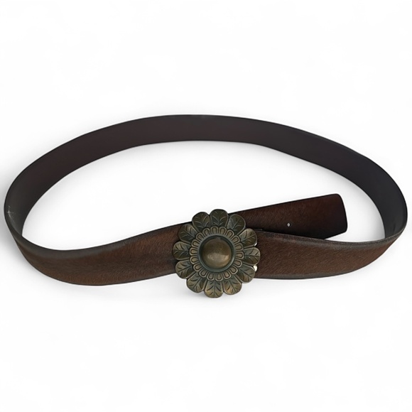 Vintage Durval Floral Brass Buckle Leather Belt – Made in Argentina (Size 34) main image 6